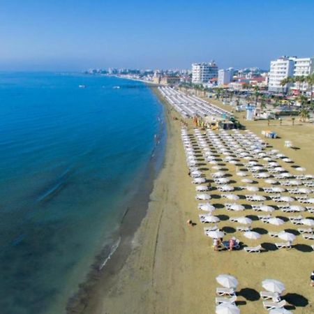 By The Way Apartment Larnaca Luaran gambar