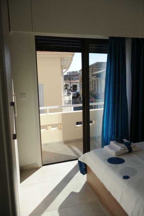 By The Way Apartment Larnaca Luaran gambar